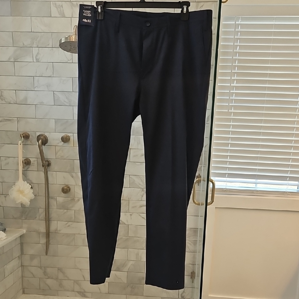 Roundtree & Yorke Men's Dark Blue Dress Pants
